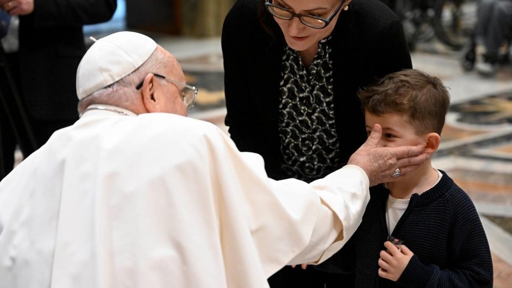 Сустрэча Папы з пацыентамі дзіцячай анкалагічнай клінікі Уроцлава (Польшча)