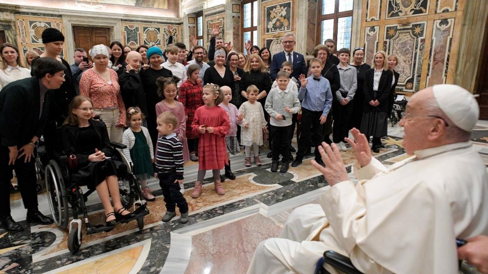 Сустрэча Папы з пацыентамі дзіцячай анкалагічнай клінікі Уроцлава (Польшча)