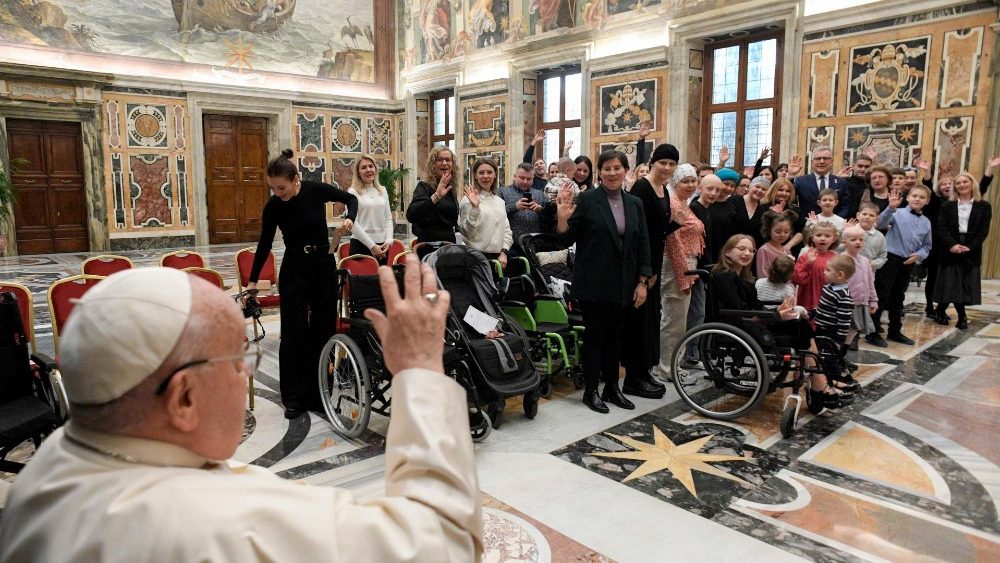 Сустрэча Папы з пацыентамі дзіцячай анкалагічнай клінікі Уроцлава (Польшча)