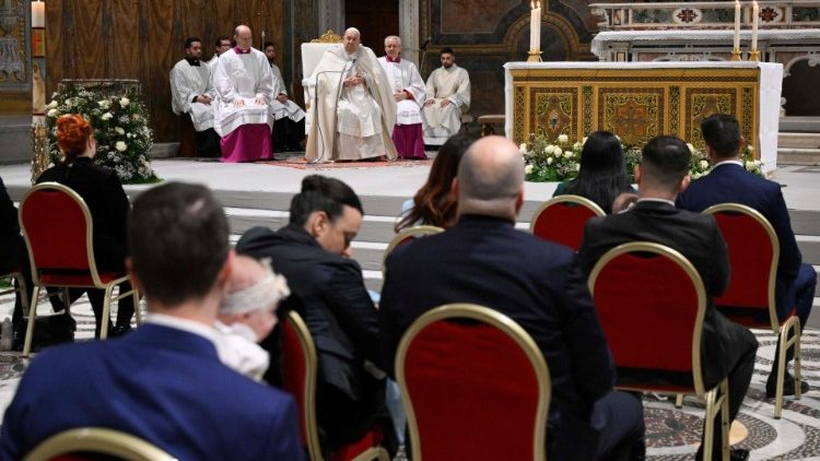 Wazazi na wasimamizi wa Ubatizo watoto 21