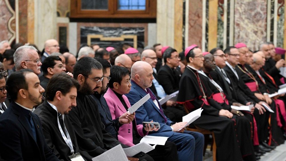 Аўдыенцыя для адказных за камунікацыю ў мясцовых Касцёлах