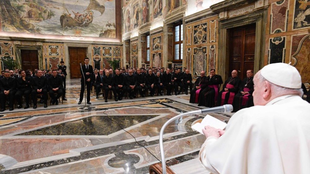 Папская аўдыенцыя для дэлегацыі семінарыстаў з касцёльнай правінцыі Валенсія (Іспанія)