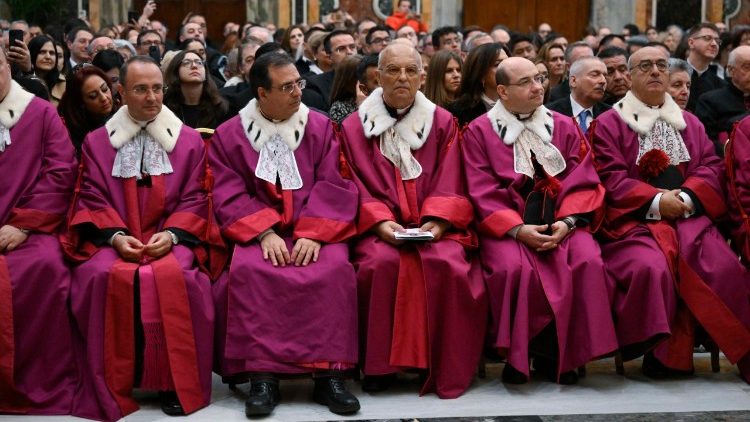 Audience du Pape François avec les membres de la Rote romaine