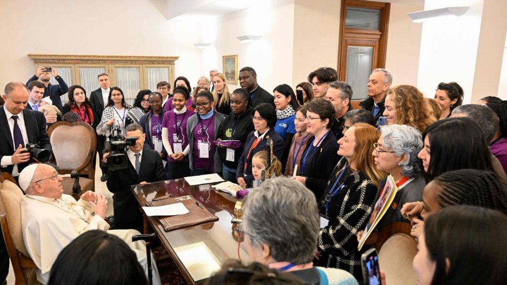 2025.02.07 Membri della Rete "Talitha Kum", in occasione della Giornata Mondiale di Preghiera contro la Tratta di esseri umani 