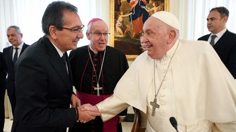 Pope meeting with the Executive Committee of the II International Congress of Confraternities and Popular Piety