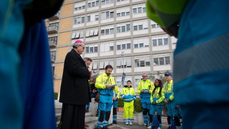 Mahujaji wa Injili ya Matumaini wanamwombea Papa Francisko