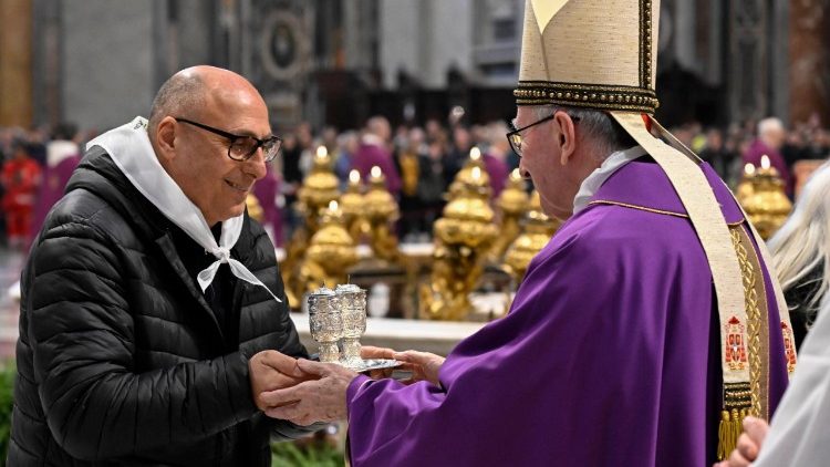 Simameni kidete kulinda na kutetea Injili ya uhai dhidi ya utamaduni wa kifo