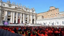Kwa hakika, anasema Baba Mtakatifu Francisko watu wa kujitolea ni mahujaji wa Injili ya Matumaini kwa watu waliovunjika na kupondeka moyo. 