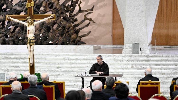 التأمل الأول لزمن الصوم مع واعظ القصر الرسولي