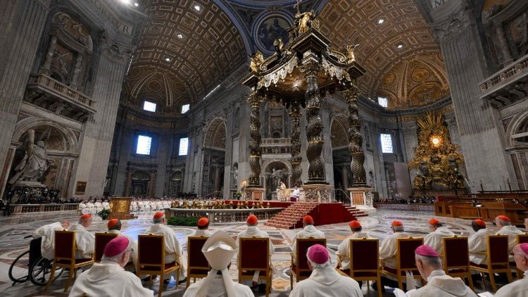 Papa Yohane Paulo II alitangazwa kuwa Mtakatifu 27 Aprili 2014