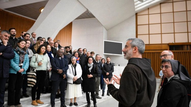 Waamini wanaitwa na kutumwa kuwa ni mashuhuda wa Fumbo la Pasaka