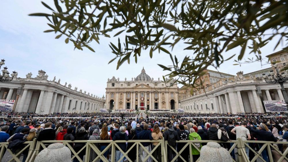2025.04.13 Domenica delle Palme: Passione del Signore â   Commemorazione dellâ  ingresso del Signore in Gerusalemme e Santa Messa