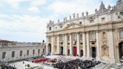 Площад "Свети Петър"