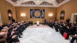 2025.04.16 Incontro con il personale sanitario del Gemelli e del Vaticano