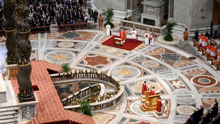 Богослужение Страстной пятницы (Ватикан, базилика Св. Петра, 18 апреля 2025 г.)