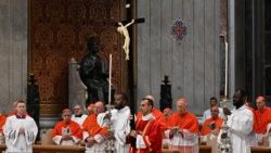 2025.04.18 VenerdÃ¬ Santo Â«Passione del SignoreÂ» â   Celebrazione della Passione del Signore presieduta dal Cardinale Claudio Gugerotti