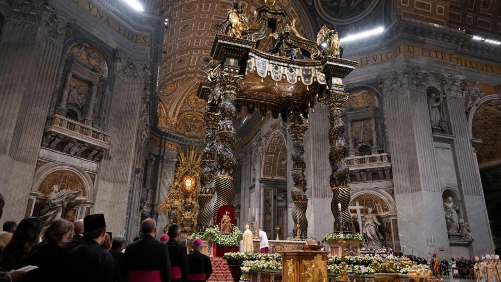 2025.04.19  Veglia Pasquale nella notte santa presieduta dal Cardinale Giovanni Battista Re