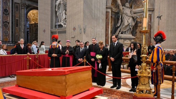 The coffin with Pope Francis in St. Peter's Basilica