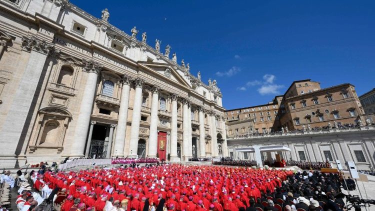 2025.04.26 Santa Messa Esequiale del Romano Pontefice Francesco