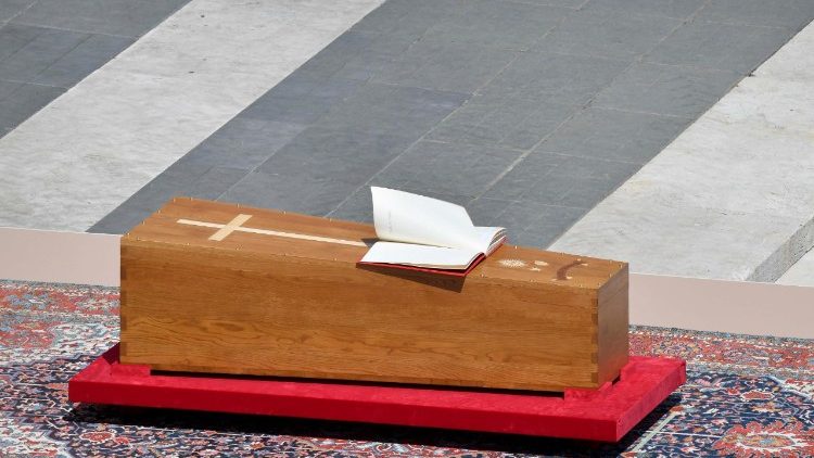 2025.04.26 Santa Messa Esequiale del Romano Pontefice Francesco