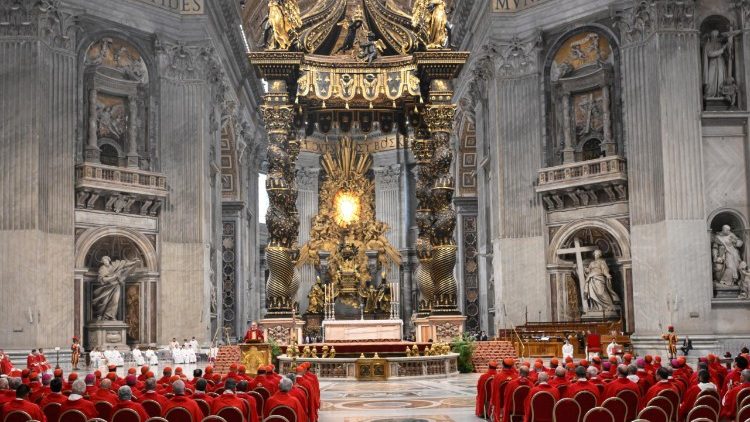 கர்தினால் மௌரொ கம்பெத்தி அவர்களால் நிறைவேற்றப்பட்ட ஏப்ரல் 29ன் திருப்பலி