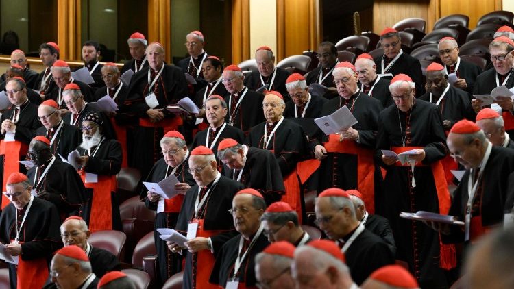 Baraza la Makardinali katika mkutano wake wa 8 na 9