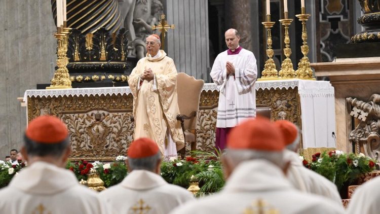 マンベルティ枢機卿による「ノヴェンディアーリ」9日目（最終日）のミサ　2025年5月4日　バチカン・聖ペトロ大聖堂