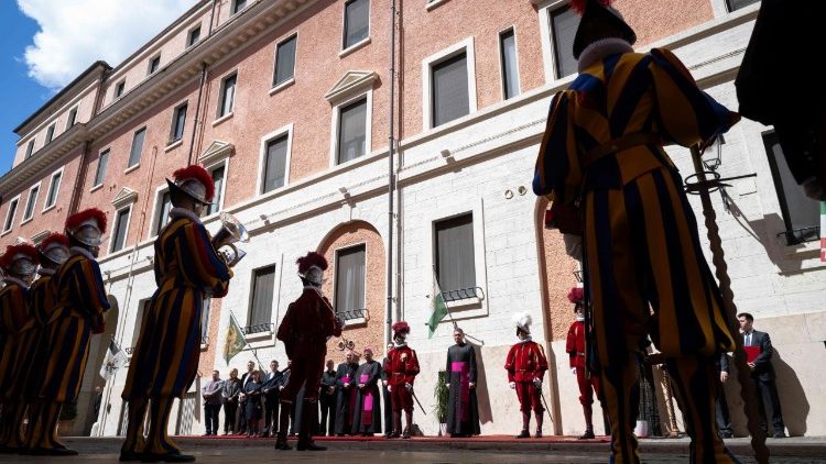 Nowe koszary Gwardii Szwajcarskiej będą mieć więcej kondygnacji