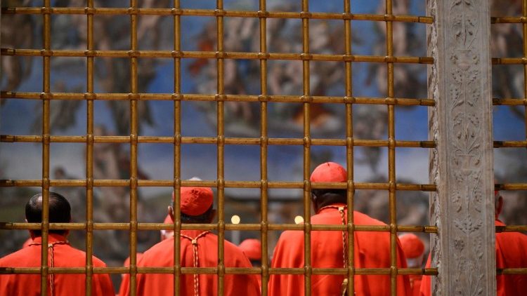 Kardinálové v Sxitinské kapli