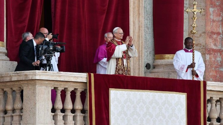 Papa Leone XIV è il 267.mo successore di Pietro