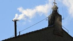 2025.05.08 Fumata bianca