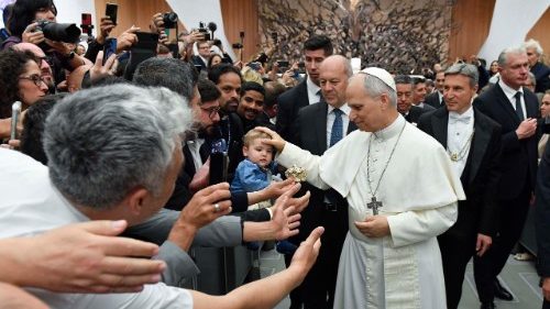 Léon XIV appelle les médias à une communication désarmée 