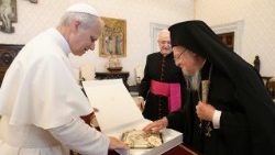 Đức Thánh Cha Lêô XIV và Đức Thượng Phụ Bartolomeo của Chính Thống giáo Constantinople 