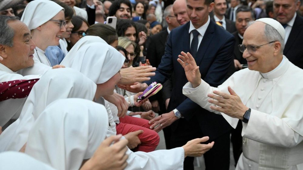 2025.05.24 Officiali della Curia Romana e Dipendenti della Santa Sede