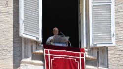 教皇レオ14世　2025年5月25日のレジナ・チェリの祈り