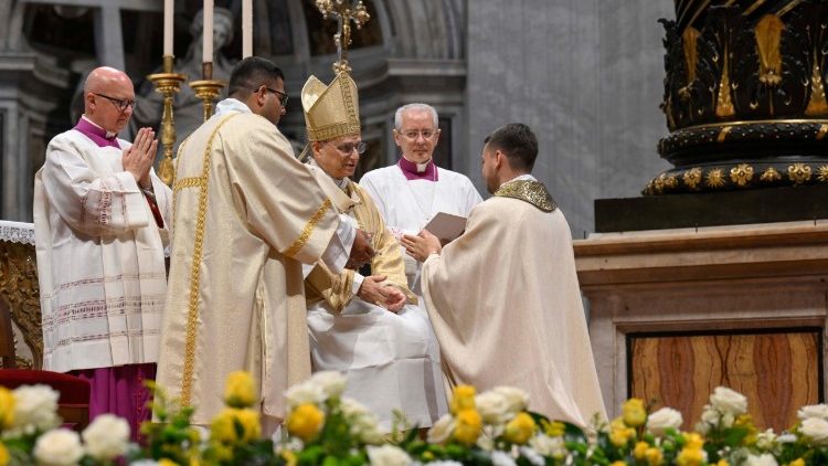 Tarehe 22 Desemba 2025 Baba Mtakatifu Leo XIV amechapisha Waraka wake wa Kitume unaojulikana kama: “Uaminifu Unaozaa Siku Zijazo” 