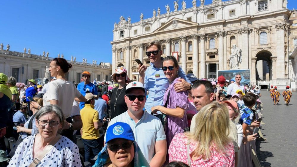 2025.06.01 Santa Messa per il Giubileo delle Famiglie, dei Bambini, dei Nonni e degli Anziani