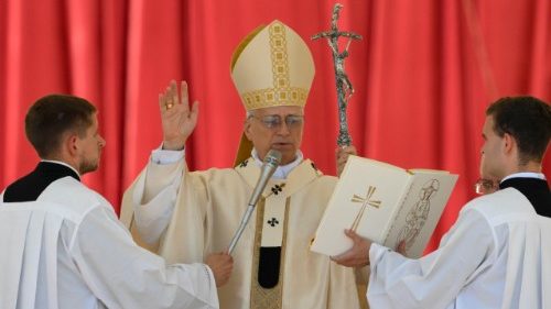 „Aby všetci boli jedno“ – p&aacute;pež Lev XIV. počas Jubilea rod&iacute;n povzbudil k l&aacute;ske, ktor&aacute; sp&aacute;ja gener&aacute;cie