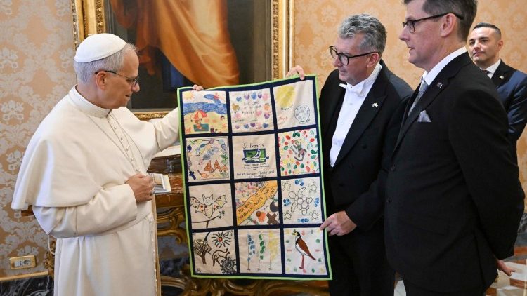 Keith John Pitt, ambasador Australii u Papieża