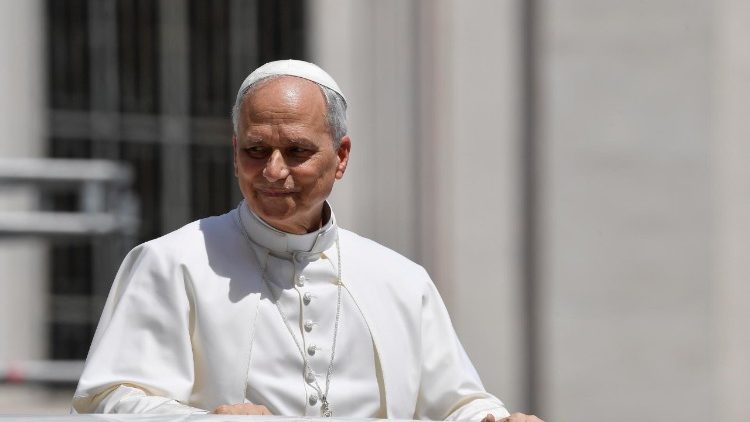 Leon XIV podczas audiencji generalnej