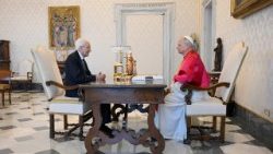 Påve Leo XIV tog på fredagen den 6 juni emot Italiens president Sergio Mattarella i audiens 