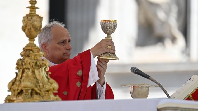 2025.06.08 Santa Messa nella SolennitÃ  di Pentecoste, per il Giubileo dei Movimenti, delle Associazioni e delle Nuove ComunitÃ  