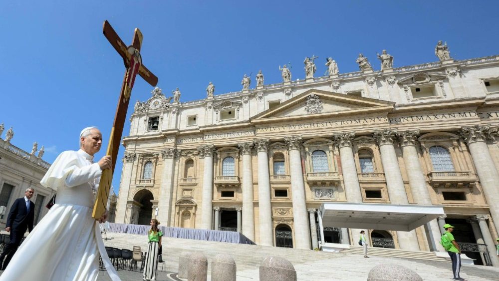 2025.06.09 Seconda Parte - Giubileo della Santa Sede - Meditazione e processione verso la Basilica Vaticana