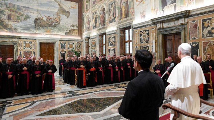 Լեւոն ԺԴ. Սրբազան Քահանայապետը ունկնդրութիւն շնորհեց Քահանայապետական ներկայացուցիչներուnն