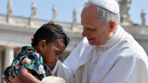 Papa León XIV: Ante tus heridas del corazón, Jesús se detiene, escucha y sana