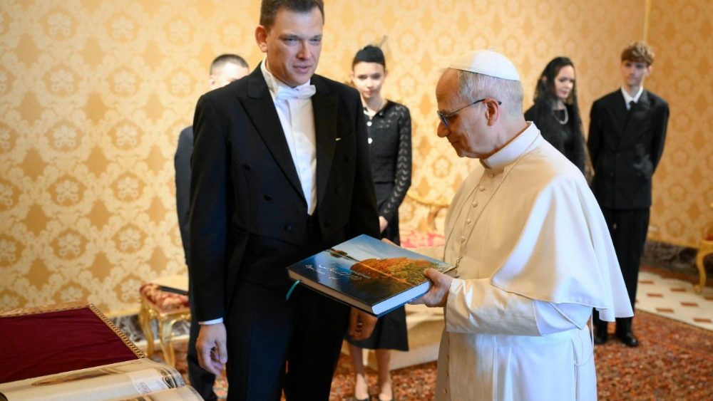 Уручэнне даверчых грамат паслом Беларусі пры Святым Пасадзе