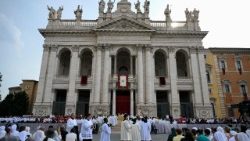  Die Lateransbasilika an Fronleichnam 2025