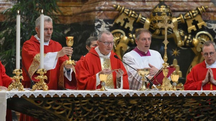 O cardeal Parolin na missa aos funcion&aacute;rios do Vaticano