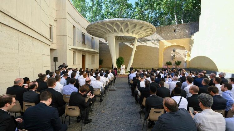 Udienza del Papa ai seminaristi delle diocesi del Triveneto