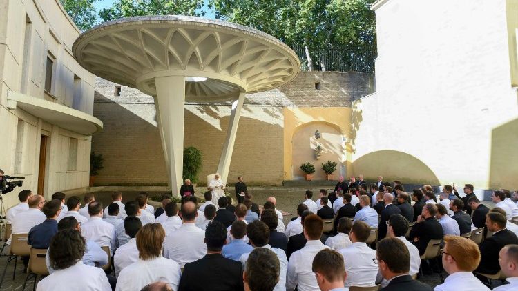 Setkání papeže Lva XIV. se bohoslovci s diecéze Triveneto, 25. června 2025